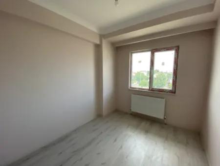 Kumbağ Ana Cadde Üzerinde Yaz-Kış Kiralık 1+1