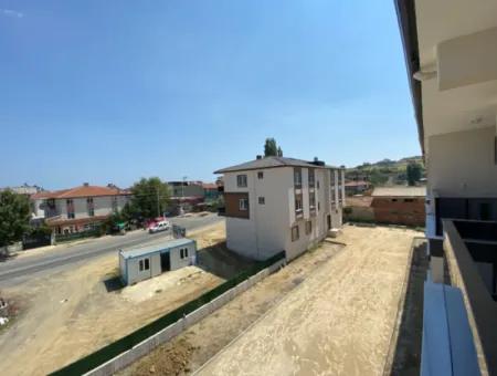 Kumbağ Ana Cadde Üzerinde Yaz-Kış Kiralık 2+1