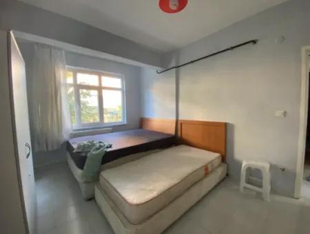 Kumbağ Merkezi Konumda Havuzlu Sitede Yaz-Kış Kiralık Eşyalı 2+1