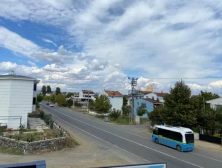 Kumbağ Ana Cadde Üzerinde Yaz-Kış Kiralık 2+1