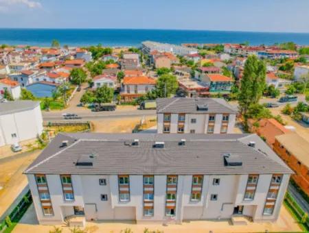 Kumbağ Ana Cadde Üzerinde Deniz Manzaralı Yaz-Kış Kiralık 2+1