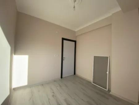 Kumbağ Ana Cadde Üzerinde Deniz Manzaralı Yaz-Kış Kiralık 2+1