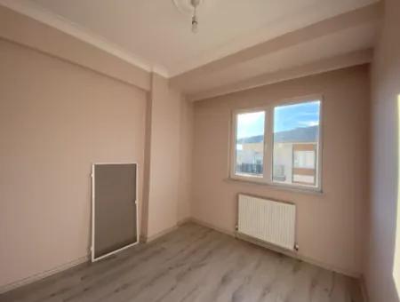 Kumbağ Ana Cadde Üzerinde Deniz Manzaralı Yaz-Kış Kiralık 2+1