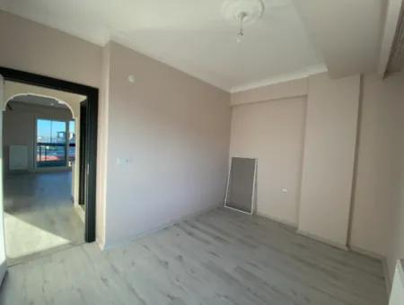 Kumbağ Ana Cadde Üzerinde Deniz Manzaralı Yaz-Kış Kiralık 2+1