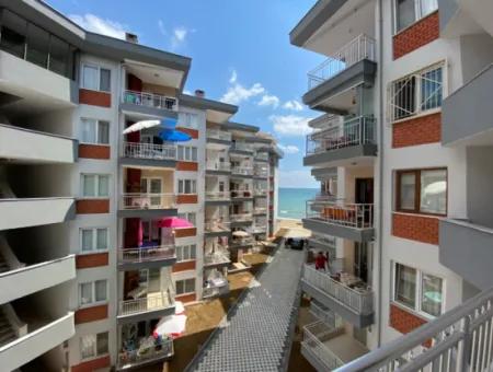 Kumbağ Denize Sıfır Site İçerisinde Sezonluk Kiralık 2+1 Yazlık