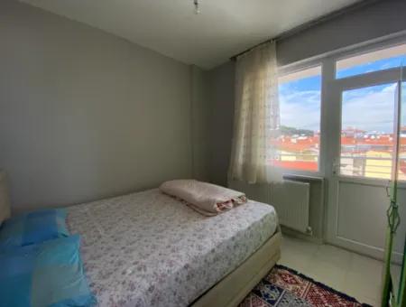 Kumbağ Ana Cadde Üzerinde Deniz Manzaralı Yaz-Kış Kiralık 2+1