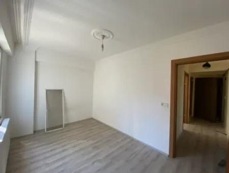 Kumbağ Ana Cadde Üzerinde Aileye Kiralık 2+1 Daire