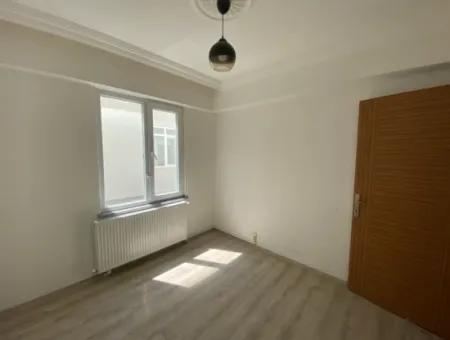 Kumbağ Ana Cadde Üzerinde Aileye Kiralık 2+1 Daire