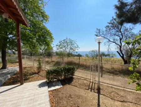 Havuzlu Site İçerisinde Deniz Manzaralı 3+1 Villa