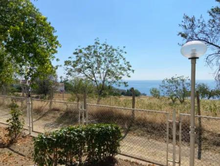 Havuzlu Site İçerisinde Deniz Manzaralı 3+1 Villa