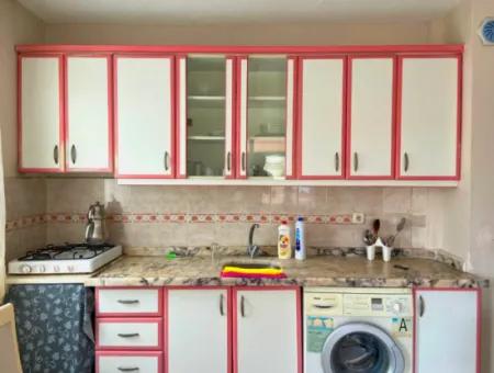 Kumbağ Pazar Sokağında Kiralık 2+1 Eşyalı Daire