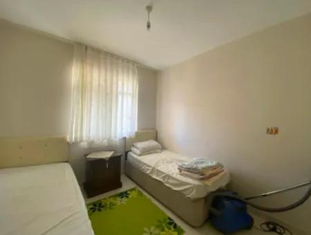 Kumbağ Pazar Sokağında Kiralık 2+1 Eşyalı Daire