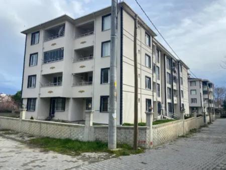 Kumbağ Pazar Sokağı Mevkii Asansörlü Binada Eşyalı Kiralık 2+1 Daire