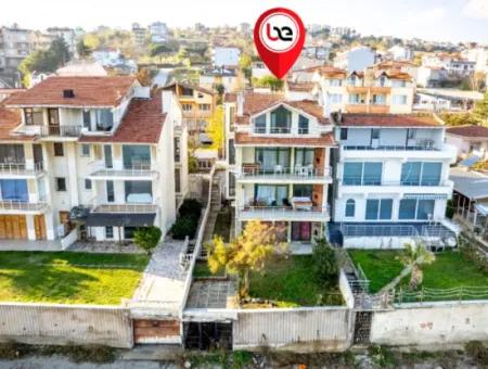 Barbaros Denize Sıfır Satılık 288 M2 Arsa Ve Bina