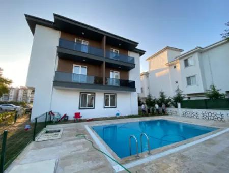 Kumbağ Havuzlu Ve Bahçeli Eşyalı 2+1 Kiralık Daire