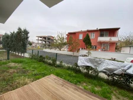 Kumbağ Havuzlu Ve Bahçeli Eşyalı 2+1 Kiralık Daire