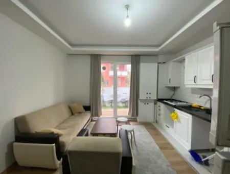 Kumbağ Havuzlu Ve Bahçeli Eşyalı 2+1 Kiralık Daire