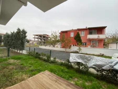 Kumbağ Havuzlu Ve Bahçeli Eşyalı 2+1 Kiralık Daire