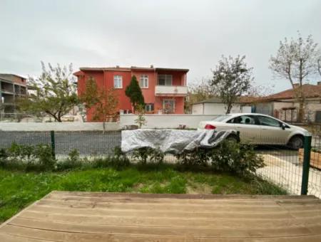 Kumbağ Havuzlu Ve Bahçeli Eşyalı 2+1 Kiralık Daire