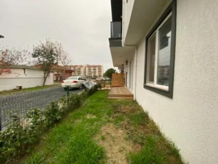 Kumbağ Havuzlu Ve Bahçeli Eşyalı 2+1 Kiralık Daire