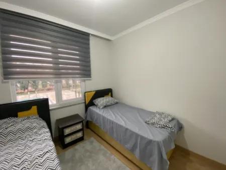 Kumbağ Havuzlu Ve Bahçeli Eşyalı 2+1 Kiralık Daire