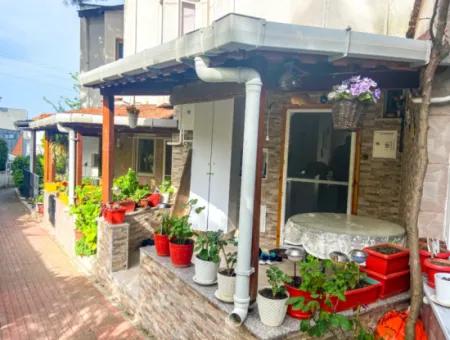 Topağaç Mah. 3 Katlı Deniz Manzaralı Satılık Villa