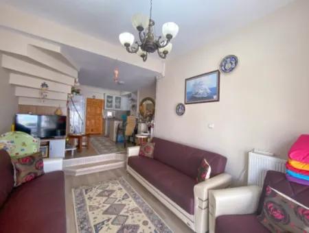 Topağaç Mah. 3 Katlı Deniz Manzaralı Satılık Villa