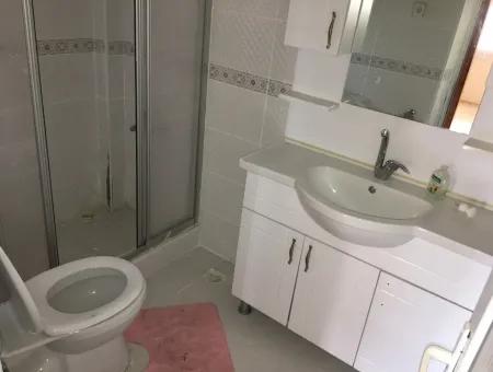 Kumbağ Cadde Üzerinde Kiralık Müstakil Tripleks Bahçeli Villa