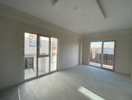 Kumbağ Havuzlu Sitede Denize Yakın Yaz-Kış Kiralık 2+1 Sıfır Daire