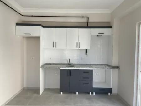 Kumbağ Havuzlu Sitede Denize Yakın Yaz-Kış Kiralık 2+1 Sıfır Daire