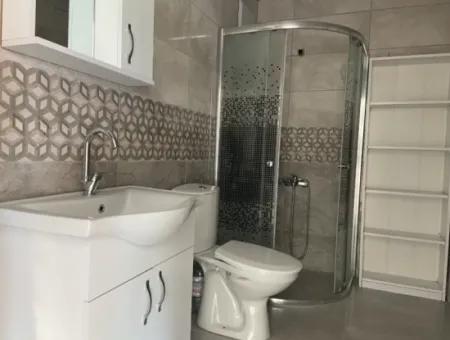 Kumbağ Pazar Sokağı Mevkii Yeni Binada Kiralık 1+1 Daire