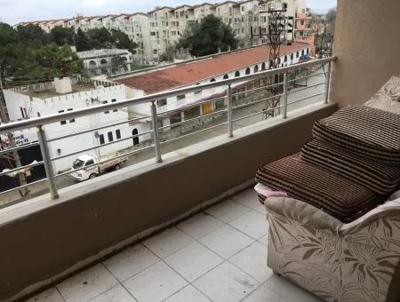 Kumbağ Merkez'de Cadde Üzerinde 2+1 Kiralık Daire