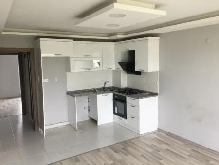 Kumbağ'da Denize Sıfır Havuzlu Sitede 1+1 Bahçeli Kiralık Yazlık