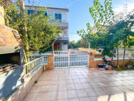 Caddenin Deniz Tarafı Geniş 2+1 Doğalgazlı Eşyalı Kiralık Daire