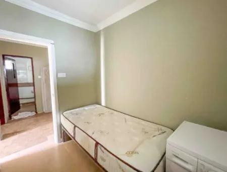 Kumbağ'da Cadde Üstü Denize Yakın Eşyalı Doğalgazlı Kiralık 2+1