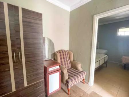 Kumbağ'da Cadde Üstü Denize Yakın Eşyalı Doğalgazlı Kiralık 2+1