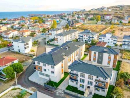 Havuzlu Lüks Sitede Ayrı Mutfaklı 2+1 Yaz-Kış Kiralık Daireler