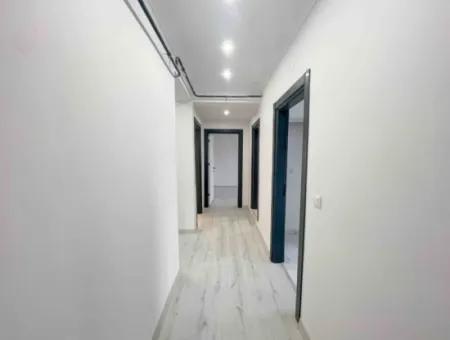 Havuzlu Lüks Sitede Ayrı Mutfaklı 2+1 Yaz-Kış Kiralık Daireler