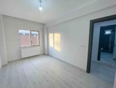 Havuzlu Lüks Sitede Ayrı Mutfaklı 2+1 Yaz-Kış Kiralık Daireler